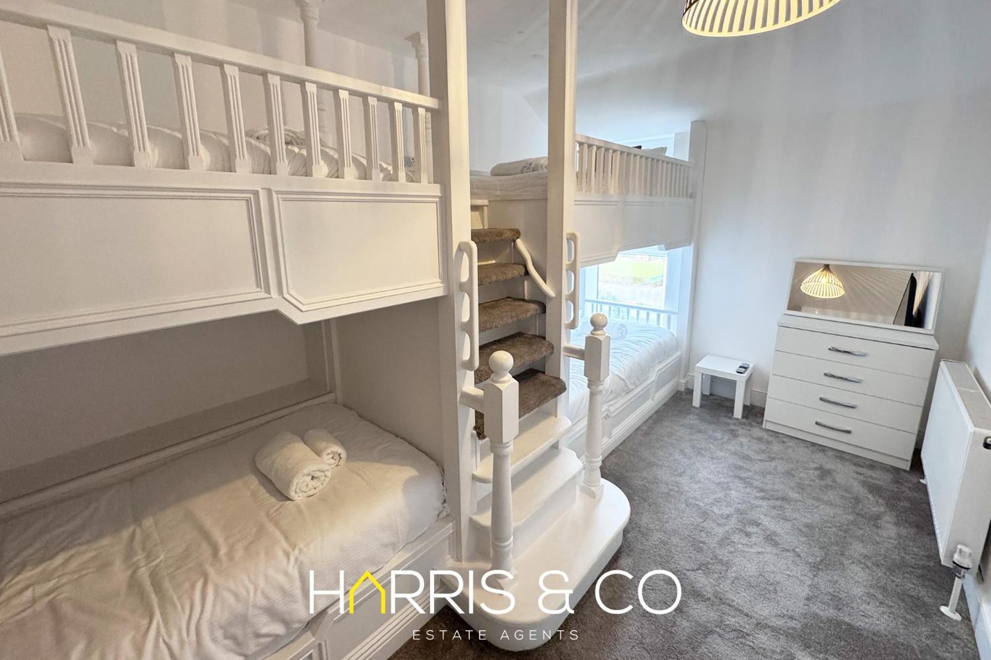 New Sandpiper Apartments フリートウッド エクステリア 写真